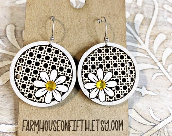 Handpainted Grey and White Daisy and Rattan earrings