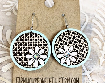 Handpainted Turquoise and White Daisy and Rattan earrings