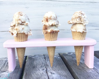 Rustic Pink Ice Cream Cone Tray: Wooden Dessert Display