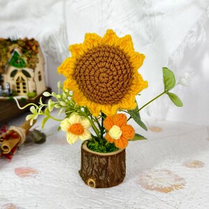 Crochet Flower in Pot, Handmade Crochet Sunflower Pot, Handmade Personalized Gift for Mother, Home Decoration, Desk Decoration