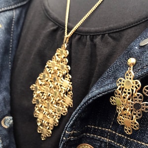 Sarah Coventry Golden Petals Necklace and Earrings Set, 1970s