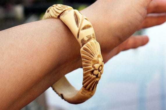 Chunky Celluloid-Like Bangle with Floral Design, … - image 5