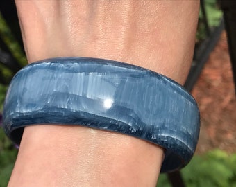 Blue and White Marbled Lucite Bangle, ca. 1970s