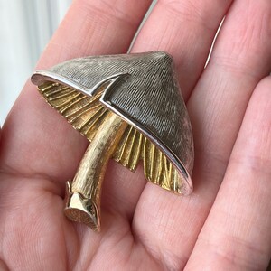 Napier Mushroom Brooch, Eugene Bertolli, ca. 1970s image 8