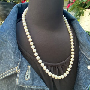 Vintage Faux Pearl Necklace, ca. 1980s
