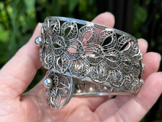 Vargas Filigree Style Bypass Clamper Bracelet, ca… - image 4