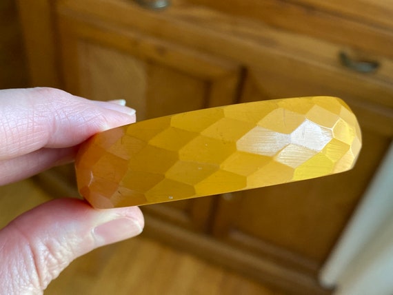 Faceted Butterscotch Bakelite Bangle, ca. 1930s - image 3