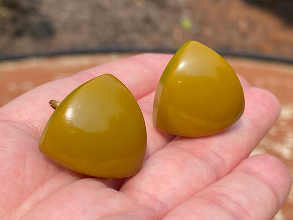 Olive Green Bakelite Earrings, Reuleaux Triangles… - image 7