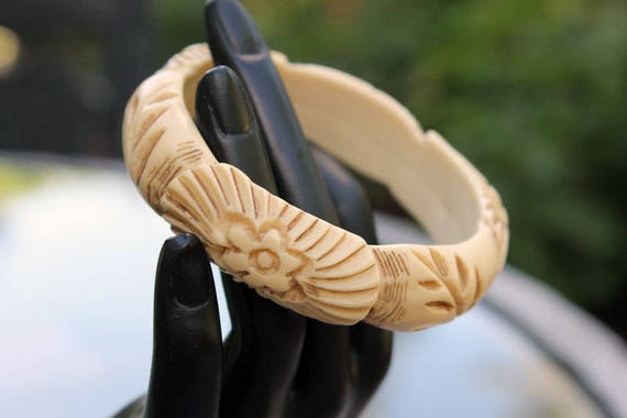 Chunky Celluloid-Like Bangle with Floral Design, … - image 1