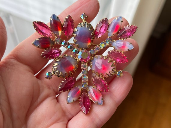 Pink Rhinestone Brooch with Givre Cabochons, ca. … - image 1