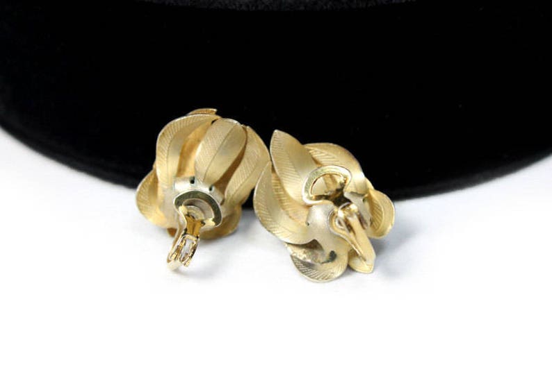 Modernist Flower Brooch and Earring Set ca 1950s Vintage Jewelry Sets