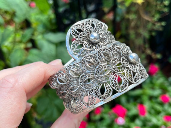 Vargas Filigree Style Bypass Clamper Bracelet, ca… - image 2