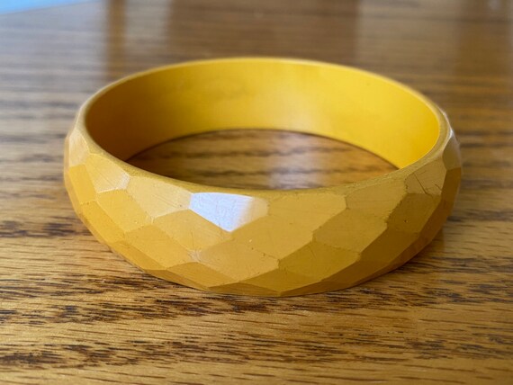 Faceted Butterscotch Bakelite Bangle, ca. 1930s - image 4