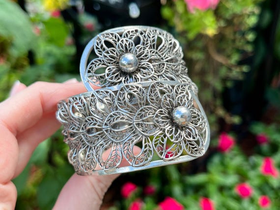 Vargas Filigree Style Bypass Clamper Bracelet, ca… - image 3