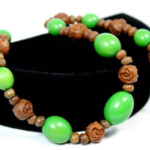 Green Wood Bead Choker Necklace, Boho Style, Vintage Necklaces