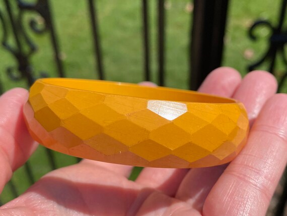 Faceted Butterscotch Bakelite Bangle, ca. 1930s - image 1