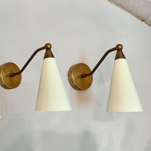 Paar wandkandelaar, badkamer halve eeuw lampenkap kegel wandarmatuur