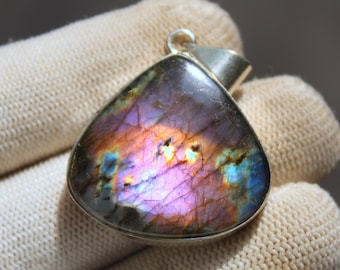 Rare Purple Flashy Labradorite Sterling Silver Pendant, Iridescent Flashy Gemstone Jewelry