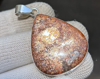 Colgante de piedra solar Purple Haze de plata 925, collar de piedra solar con destellos de cobre, gema natural brillante.