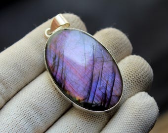 Purple Flashy Labradorite 925 Sterling Silver Pendant, Iridescent Flashy Gemstone Jewelry