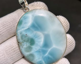 Colgante de larimar natural, collar de plata 925, joyería de piedra azul caribeña, colgante de piedra preciosa marina hecho a mano, tamaño de la piedra: 48x41x5 mm