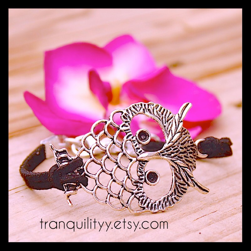 Silver Owl Charm Bracelet: Adjustable Faux Suede Band