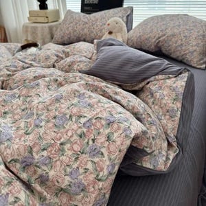 Vintage Blumen Bettwäsche-Set mit Kissenbezügen | Cottagecore Bettwäsche | weiche, kuschelige Baumwolle | Shabby Chic Schlafzimmer Dekor