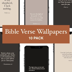 Könnte beinhalten: Eine Sammlung von zehn Smartphone-Hintergrundbildern mit Bibelversen in minimalistischem Design. Die Telefone sind schwarz mit Hintergründen in Beige, Grau und Schwarz. Der Text "Bible Verse Wallpapers 10 PACK" wird in einem braunen Rechteck angezeigt.