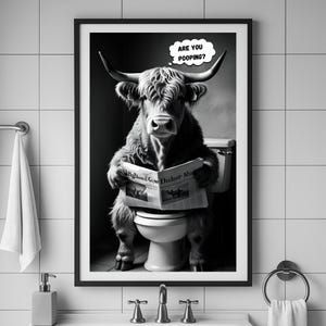 Highland Cow Bathroom Wall Art, Funny Cow Bathroom Decor, Highland Cow on Toilet Print, Farm Animal Bathroom Poster, Digital Download