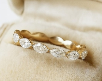 Marquise-slipad moissanit vigselring för kvinnor unik full evighetsgåva för jubileum till fru massivt guld minimalistisk festförlovningsring