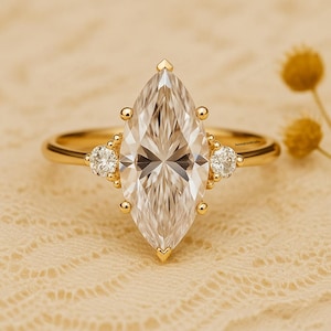 Marquise Cut Moissanite Engagement Ring, 3 Stone 14K Gold Ring, Vintage Inspired Statement Ring, Unique Bridal Ring for Her, Christmas Gift