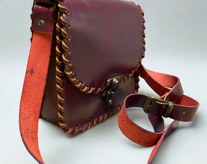 Handmade Genuine Leather Shoulder Bag – Burgundy Crossbody Satchel with Decorative Stitching and Vintage Clasp – Unique Gift Idea