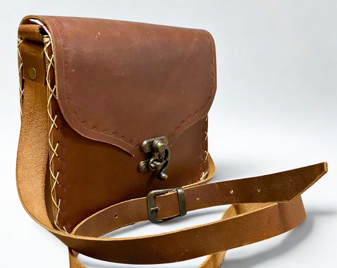 Handmade Genuine Leather Shoulder Bag – Rustic Brown Crossbody Satchel with Vintage Clasp – Unisex Gift for Everyday Use