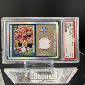 Maglia Steve Young Refractor Relics GU Patch SGC 9 del 2001 Topps Archives Reserve.