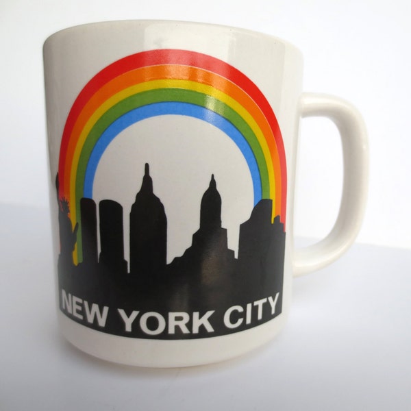 New York City Rainbow Mug, 1980s Ceramic Coffee Cup, Twin Towers, Statue of Liberty, Rainbow coffee cup, Jackpot Jen Vintage