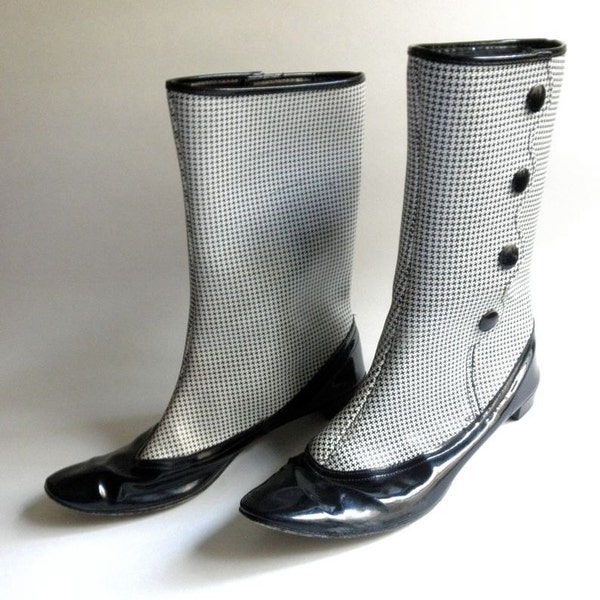 Mod 1960s Houndstooth and Black Vinyl Go Go Rain Boots // Mary Poppins meets Twiggy