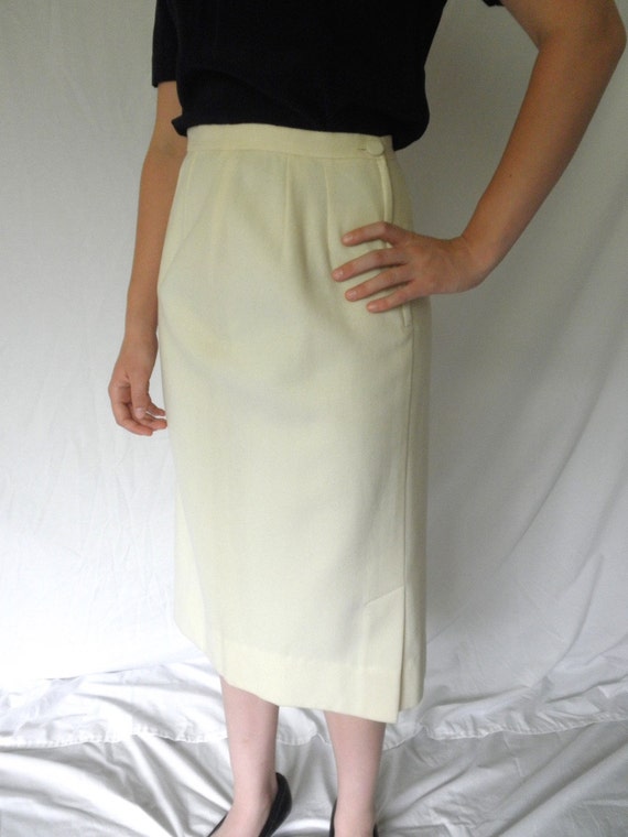 1950s White Wool Pencil Skirt Pin Up Bombshell Fa… - image 6