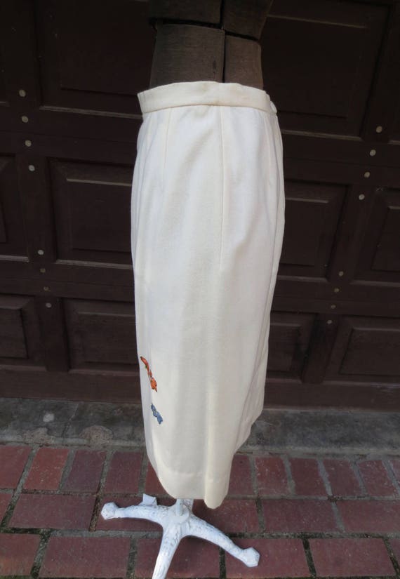 1950s White Wool Pencil Skirt Pin Up Bombshell Fa… - image 10