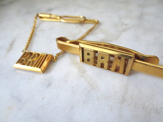 SWANK Monogram BRM Gold Tie Bar and Tie Bar Penda… - image 2