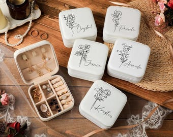 Boîte à bijoux de voyage personnalisée, Petit organiseur de boucles d'oreilles carrées, Boîte à bijoux personnalisée avec fleur de naissance, Boîte-cadeau de demoiselle d'honneur, Cadeau de la Saint-Valentin