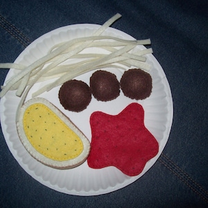 Spaghetti and Meatball Dinner Felt Food