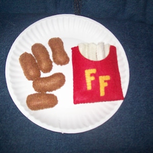 Felt 5 pc chicken nuggets & french fry set