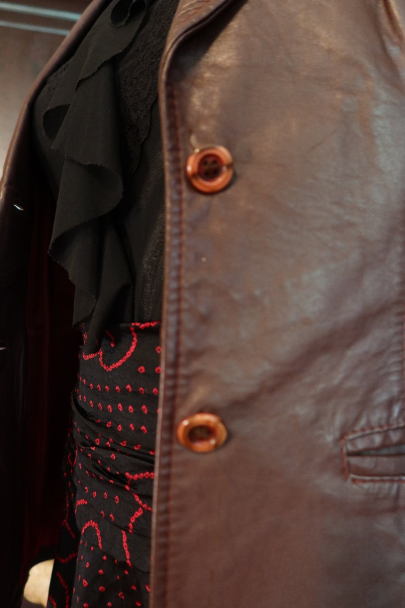 Like New, Quality, Fitted 70's Women's Leather Blazer Jacket - Chocolate Brown image 2