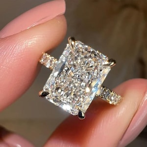 4 CT Radiant Cut Lab Grown Diamond Ring IGI Certified – Round Halo Accents – 14K Yellow Gold Solitaire Engagement Ring – Moissanite Option.
