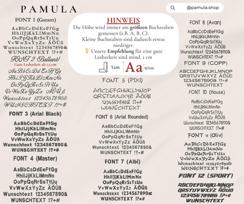 Op de afbeelding: Een beige afbeelding met lettertypevoorbeelden, inclusief hoofdletters en kleine letters, cijfers en symbolen. De afbeelding toont de merknaam "PAMULA" en verschillende lettertypestijlen, zoals "Garam", "Ballant" en "Arial Black".