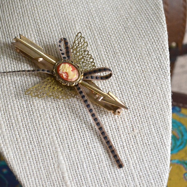 Steampunk Arrow Brooch