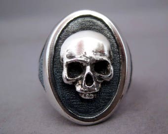 Skull ring - Sterling Silver Signet  Ring - Pirate ring