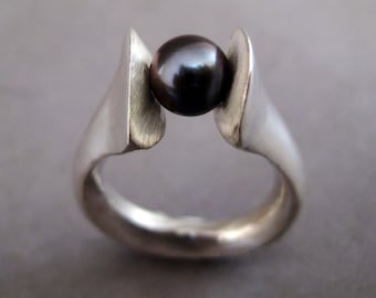 Black Pearl Ring - Silberner Verlobungsring aus Sterling mit Naturperle