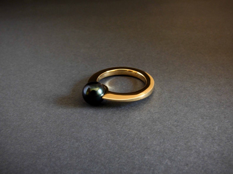 Black pearl gold ring engagement gold ring with natural pearl image 4