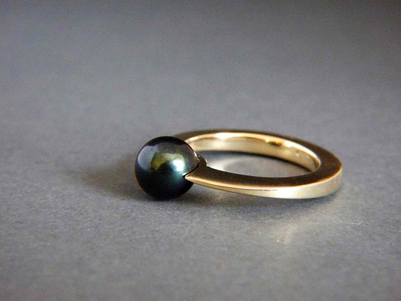 Black pearl gold ring engagement gold ring with natural pearl image 3